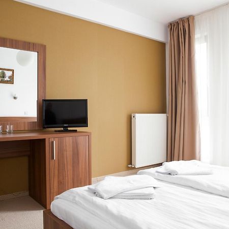 Hotel Mariss Alba Iulia Extérieur photo
