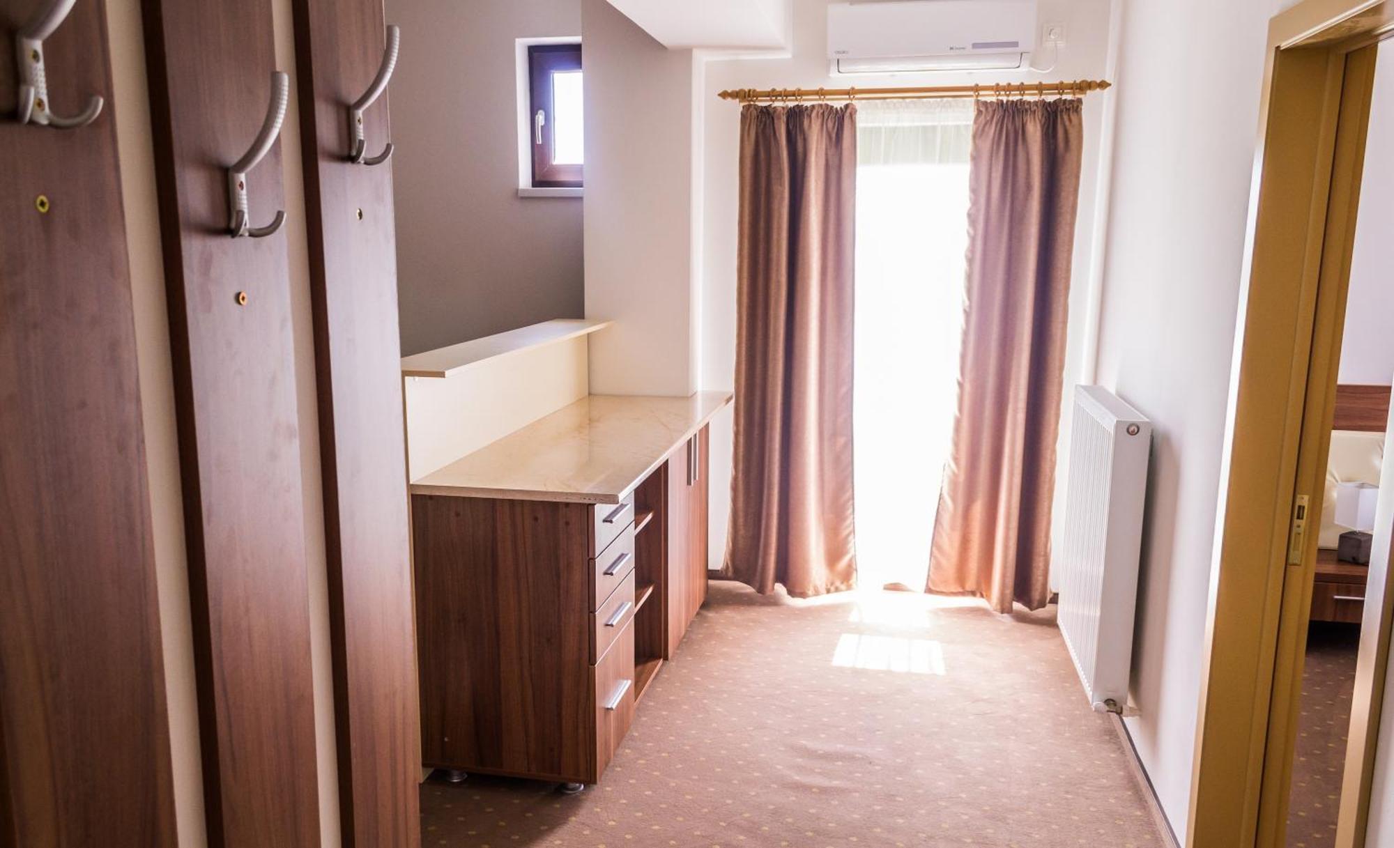 Hotel Mariss Alba Iulia Chambre photo